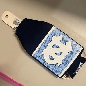 UNC Carolina Tarheels Game Day Outfitters Bottle Coolie Licensed, original pack